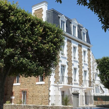 Villa des Thermes Saint-Malo Esterno foto
